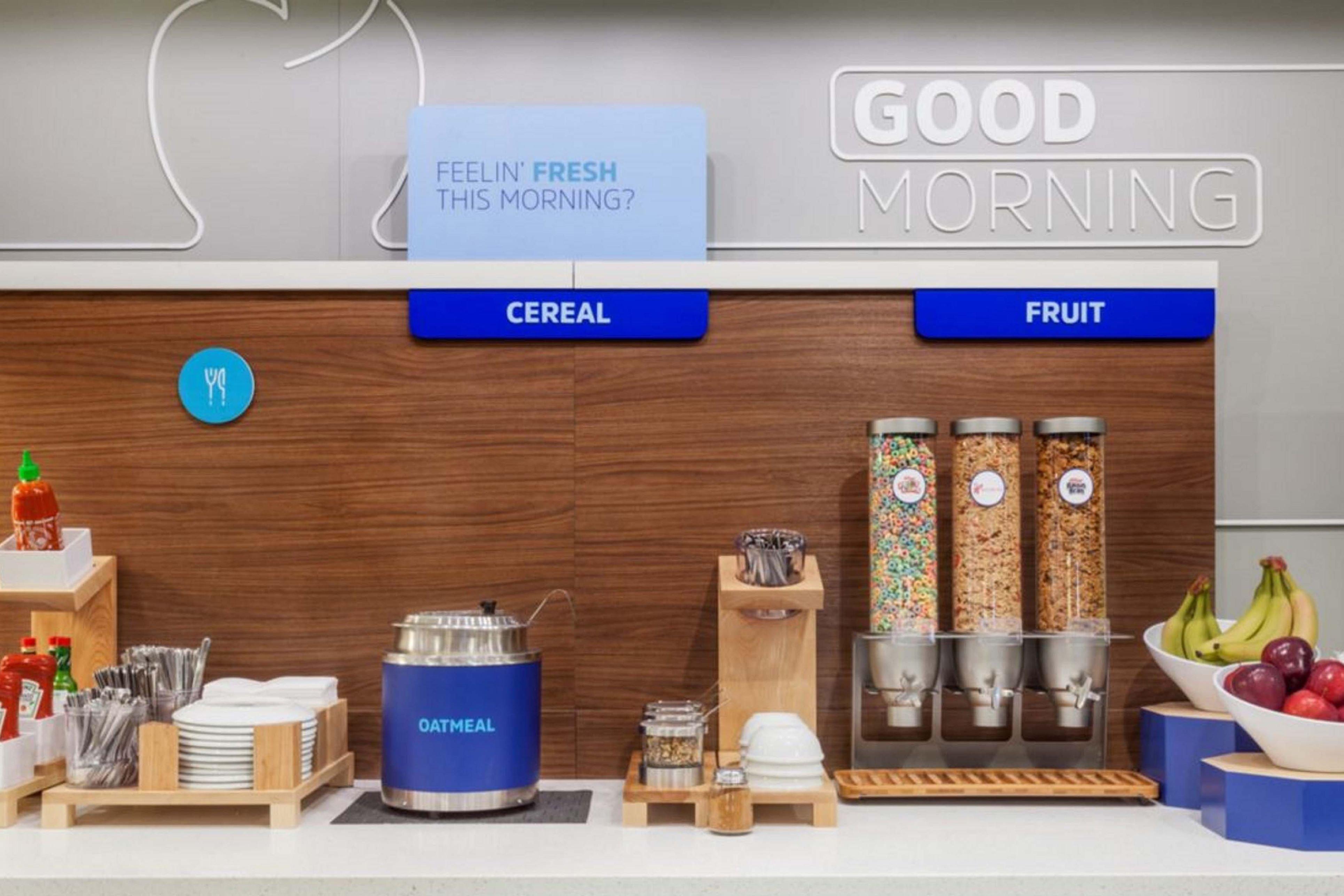 Holiday Inn Express Vancouver North By Ihg Buitenkant foto