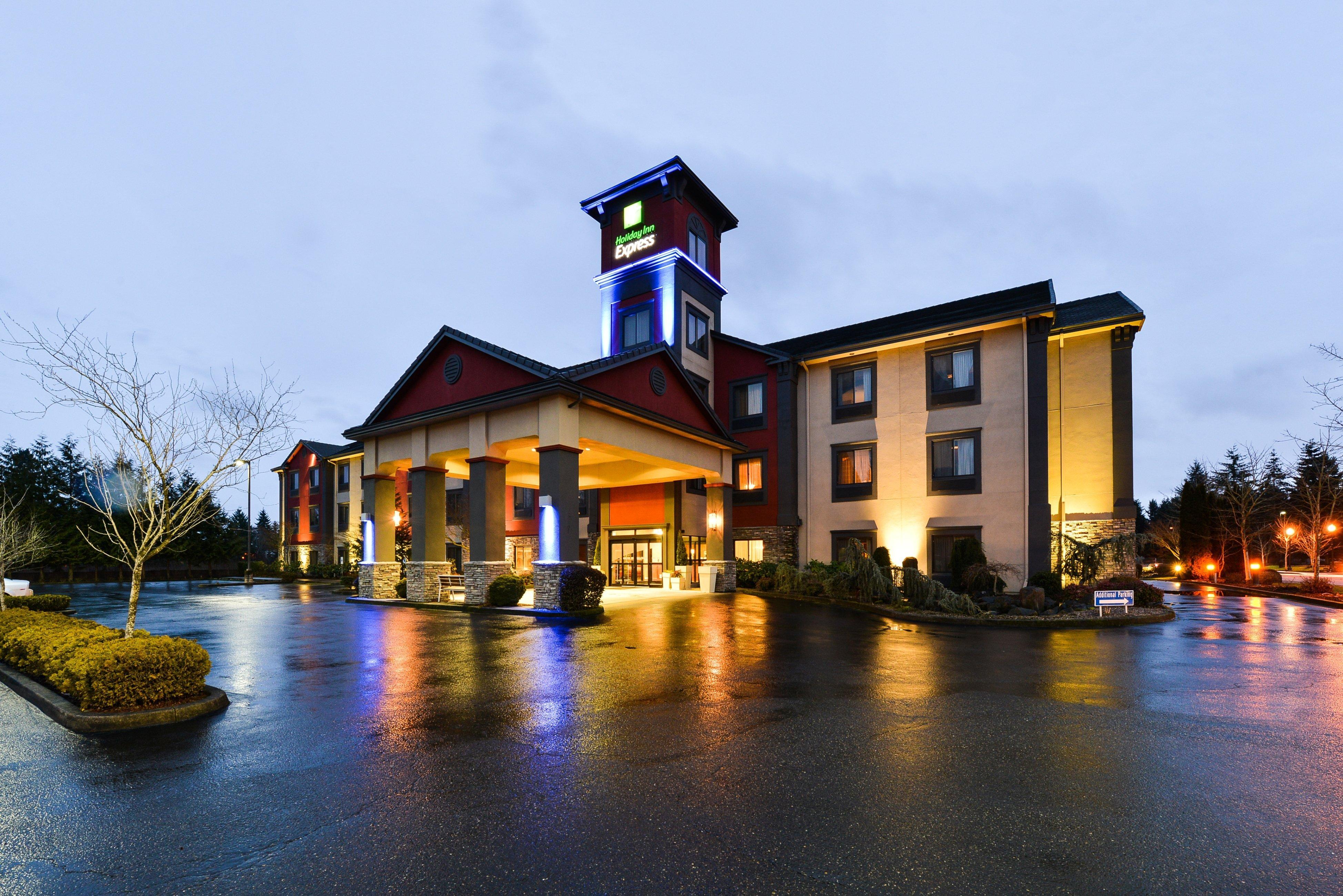 Holiday Inn Express Vancouver North, An Ihg Hotel Buitenkant foto